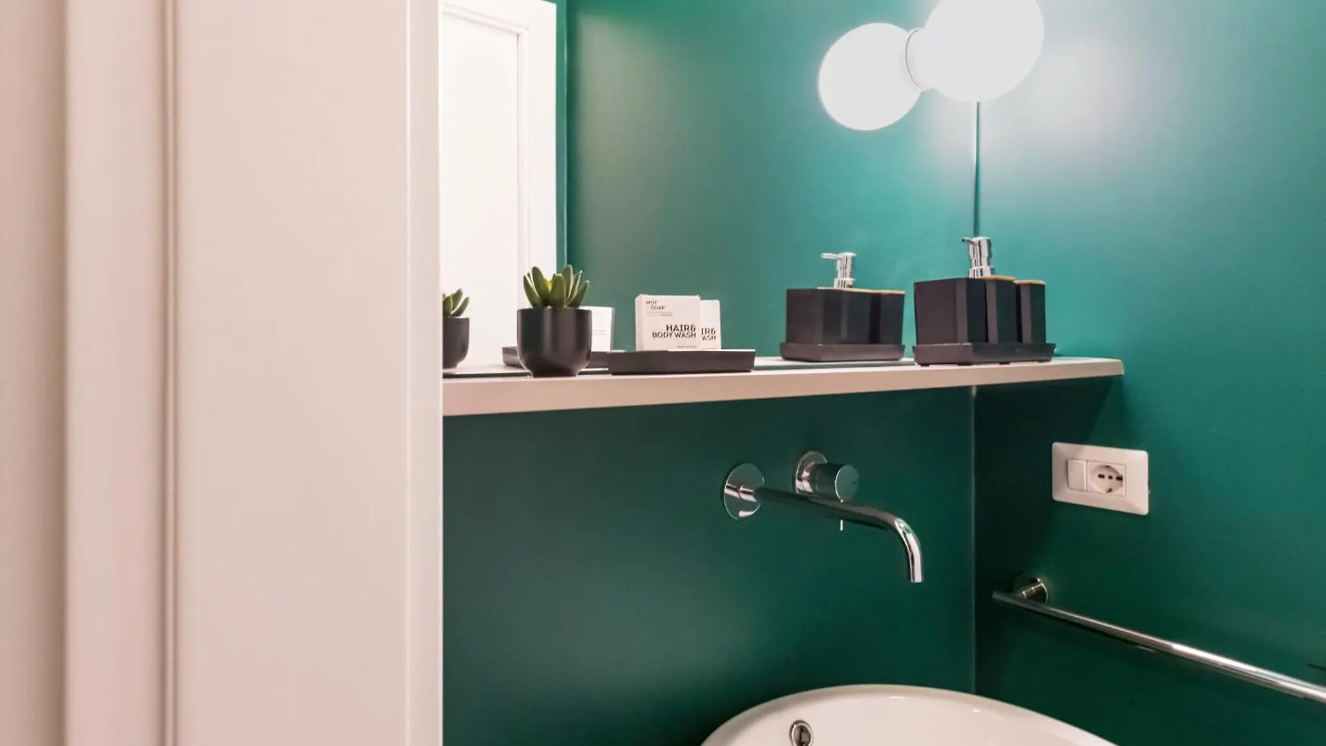 Easylife - Elite Apartments In Porta Venezia Milaan