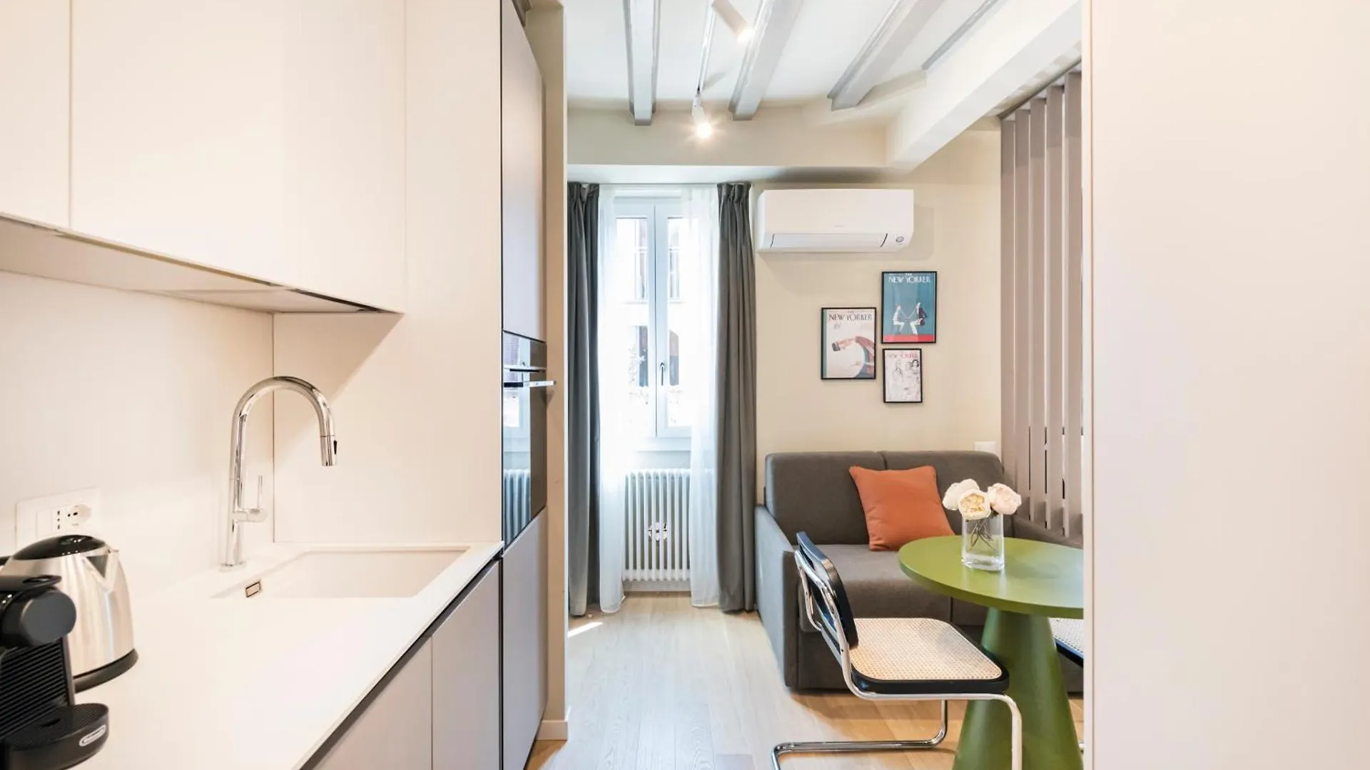 Easylife - Elite Apartments In Porta Venezia Milaan