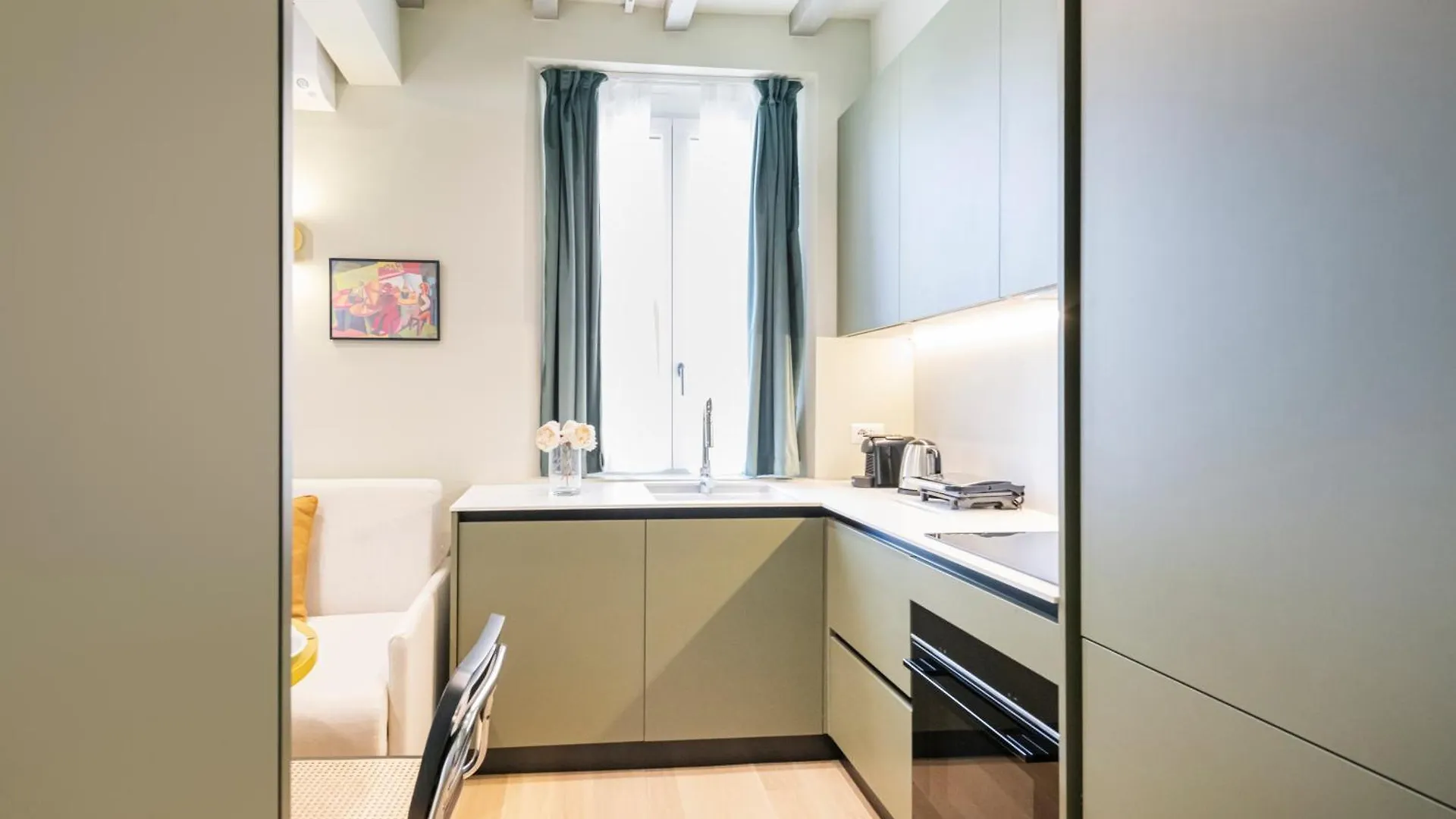 Easylife - Elite Apartments In Porta Venezia Milaan