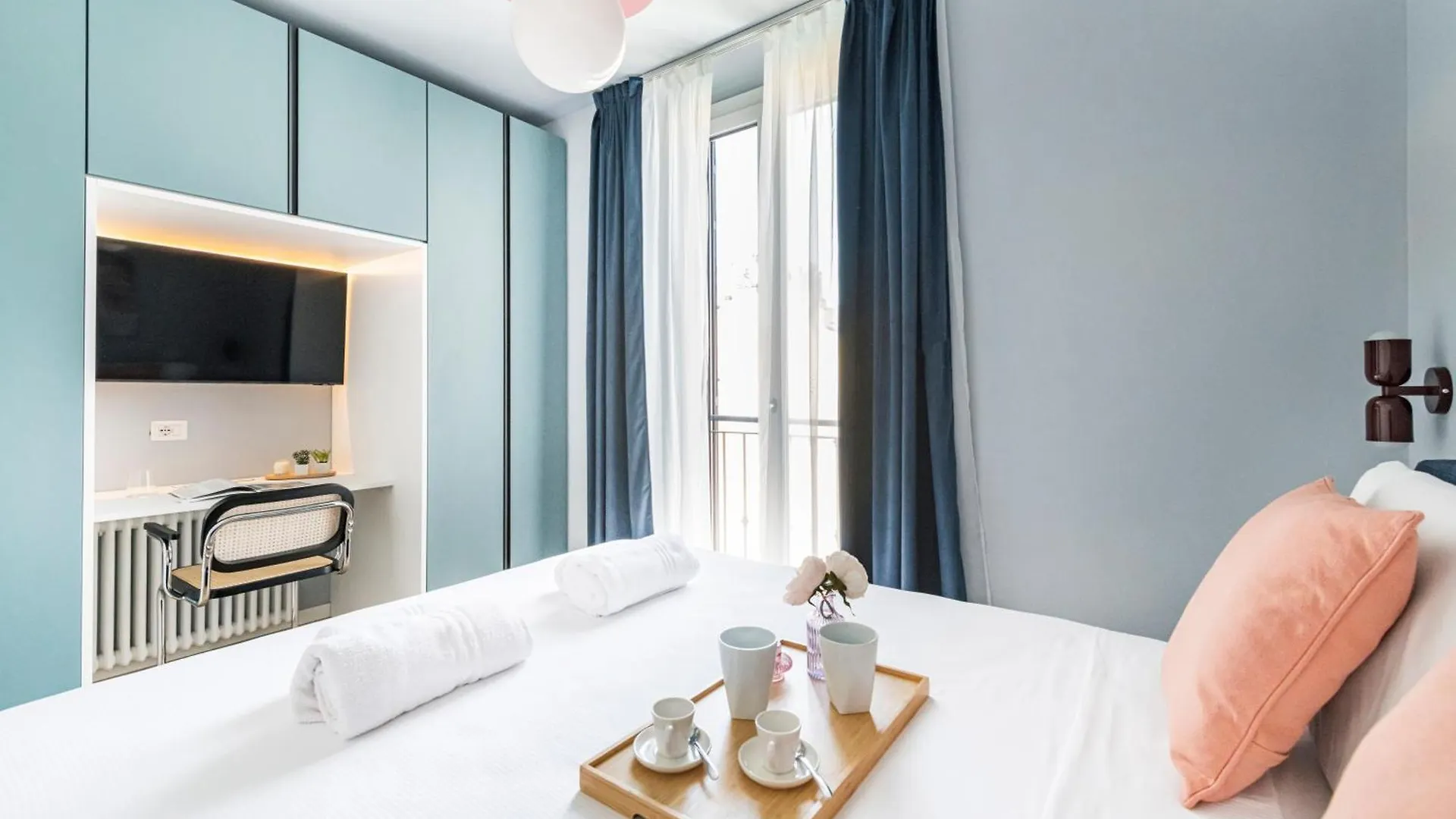 Easylife - Elite Apartments In Porta Venezia Milaan Italië