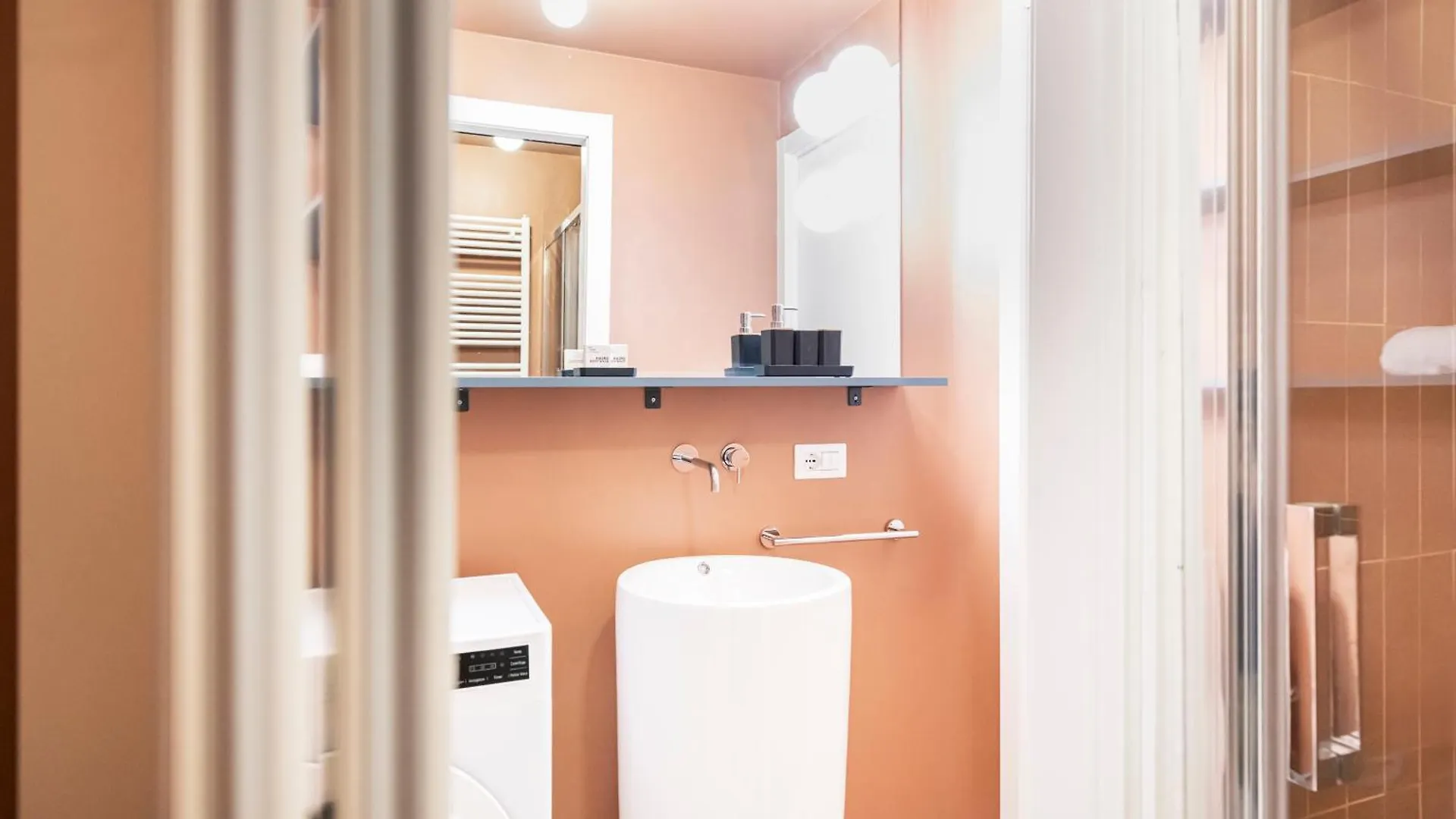 Easylife - Elite Apartments In Porta Venezia Milaan